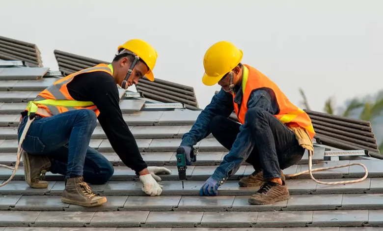 A Quick Guide To Choosing The Best Contractor For Roof Repairs Contractor
